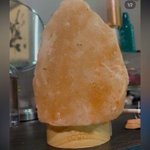 Salt Lamp (+ 2 Extra Bulbs)